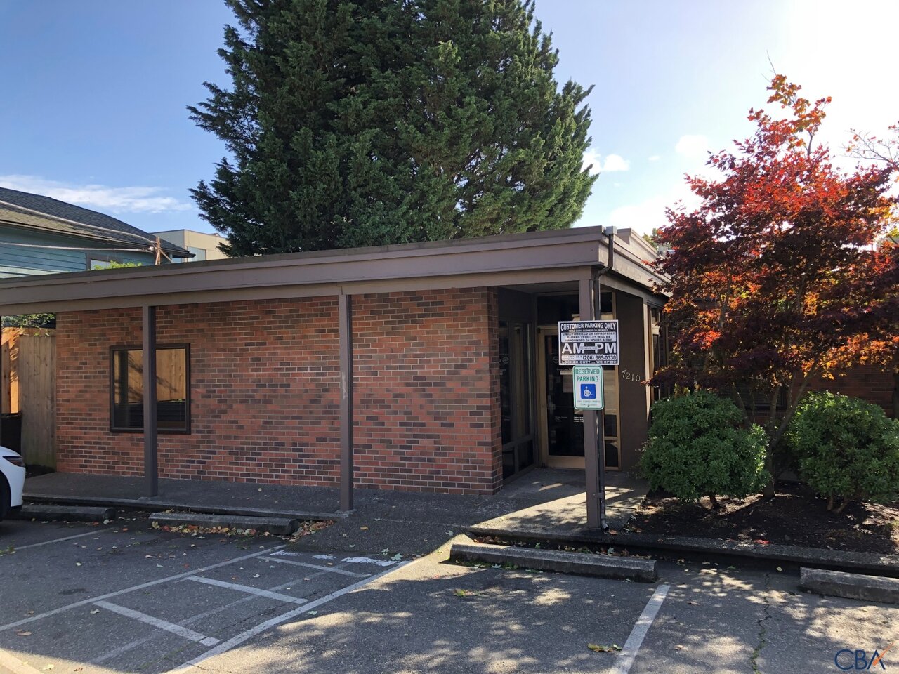 7210 Roosevelt Way NE, Seattle, WA 98115