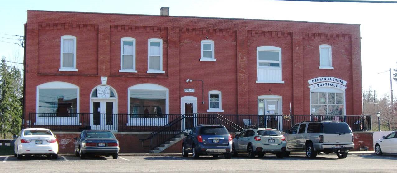 330 E Garfield Rd, Aurora, OH 44202