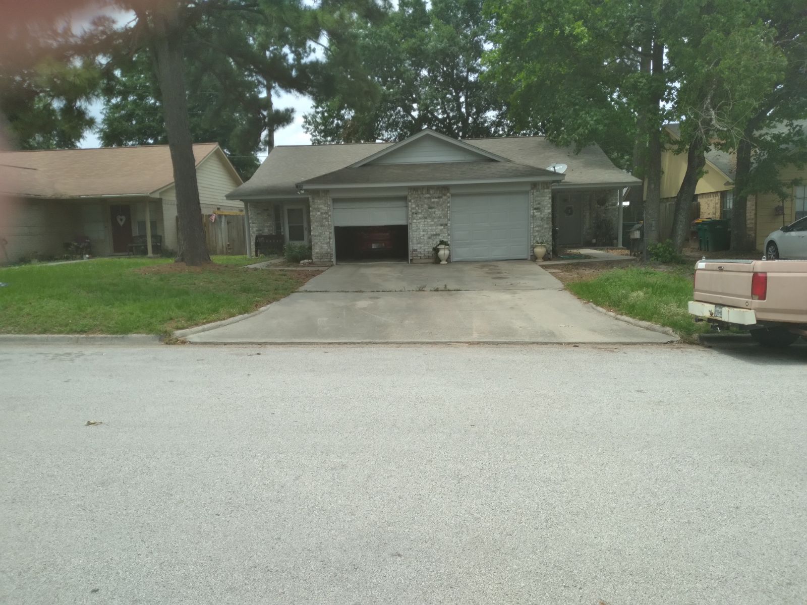 1729 Hazelwood St, Conroe, TX 77301