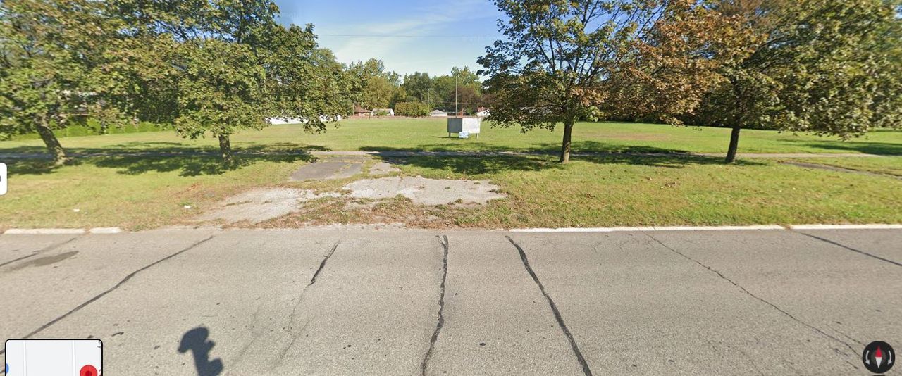 28800 Joy Rd, Livonia, MI 48150