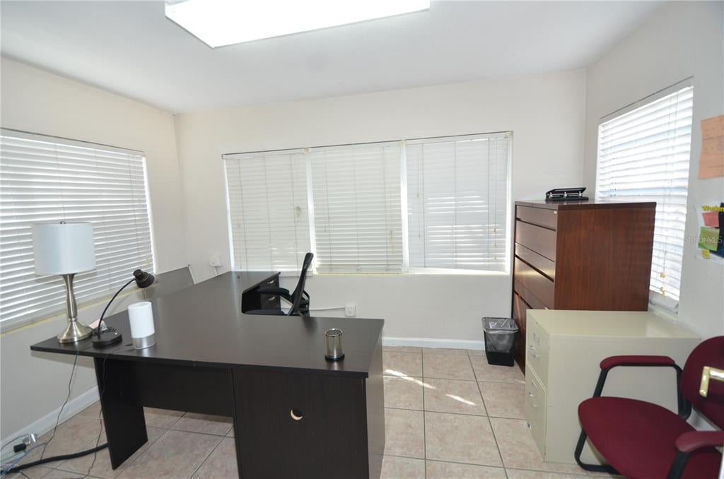 5310 Alpha Dr, Orlando, FL 32810