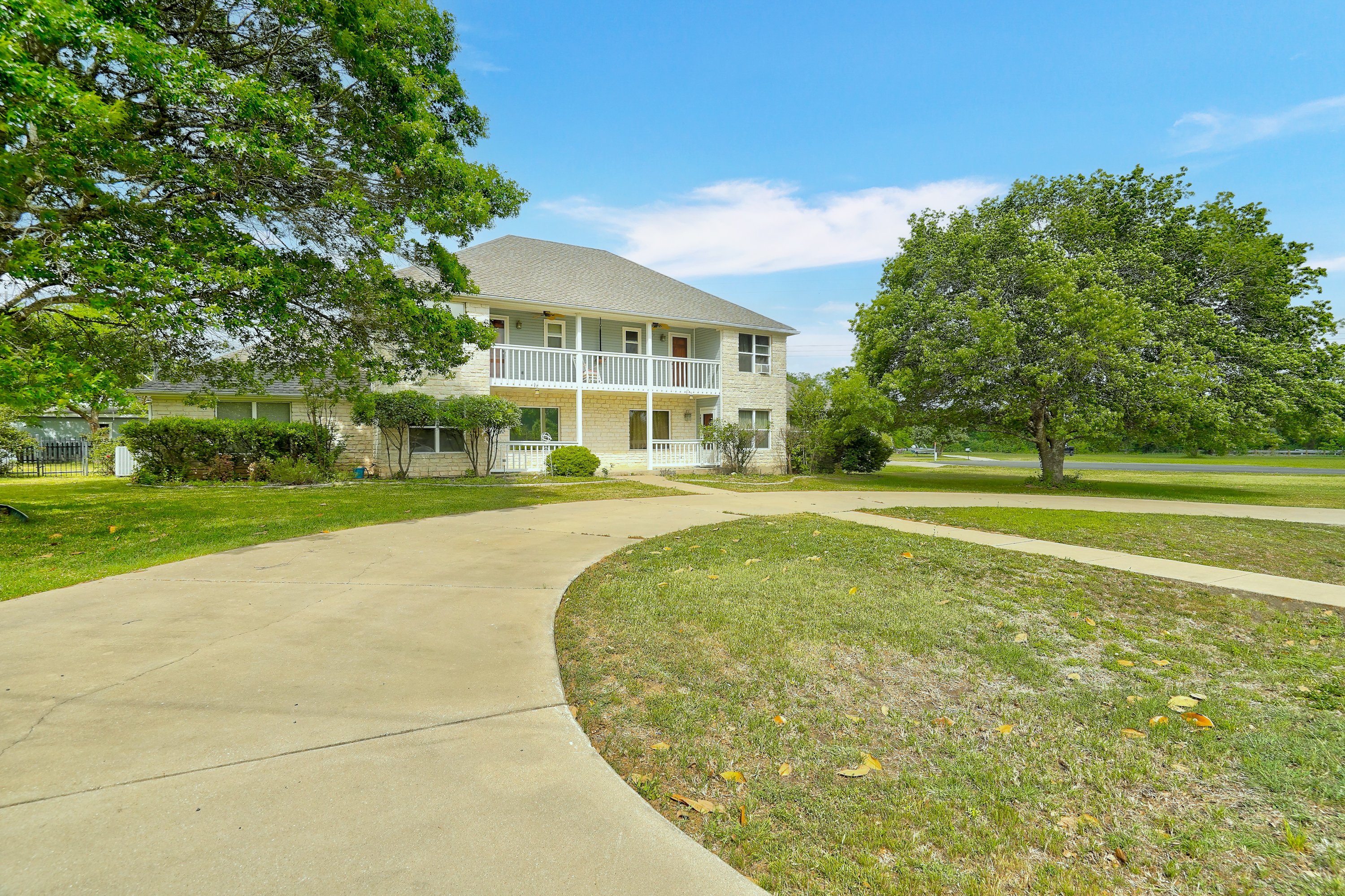 40202 Settlers Path, Georgetown, TX 78626