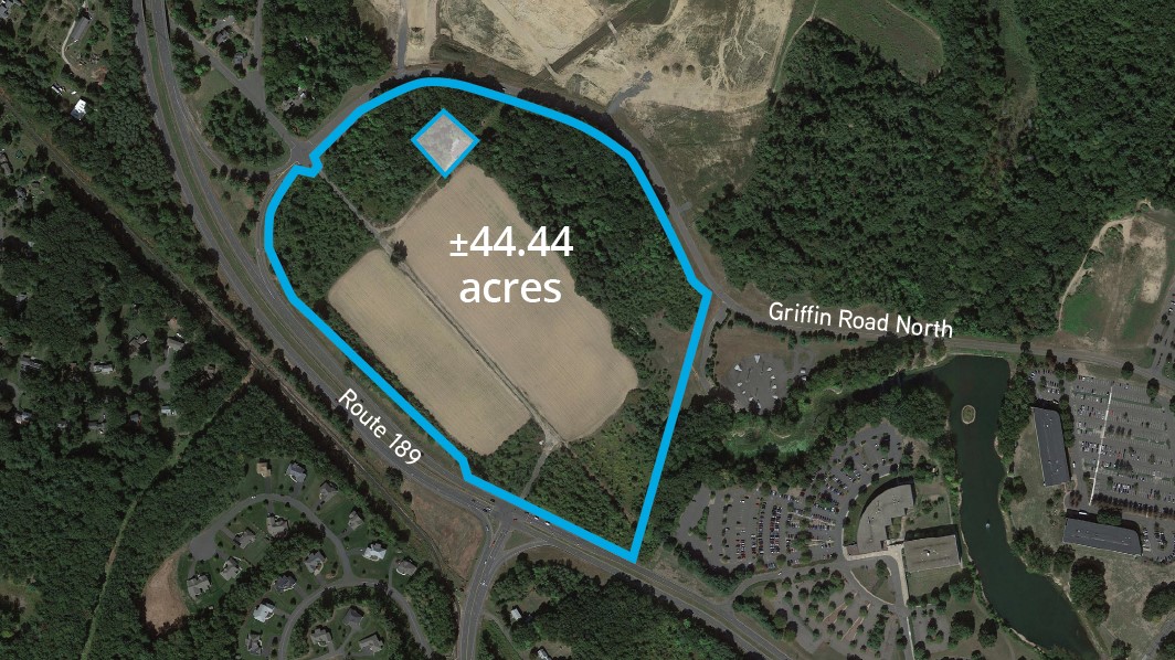 132 Griffin Rd N, Bloomfield, CT 06002