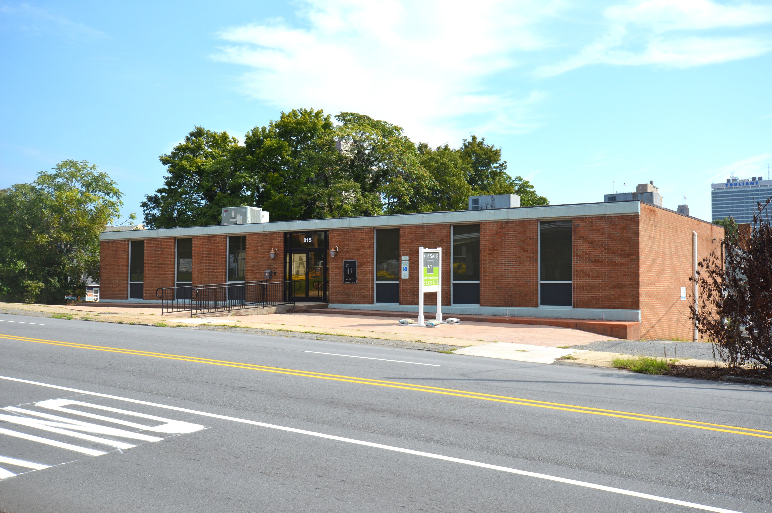 215 N Broad St, Winston-Salem, NC 27101