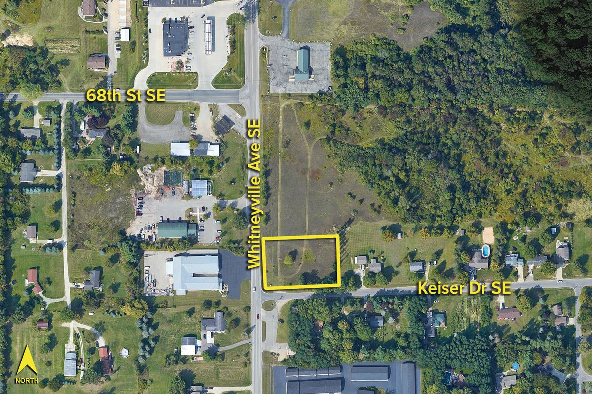 6900 Whitneyville Ave SE, Alto, MI 49302