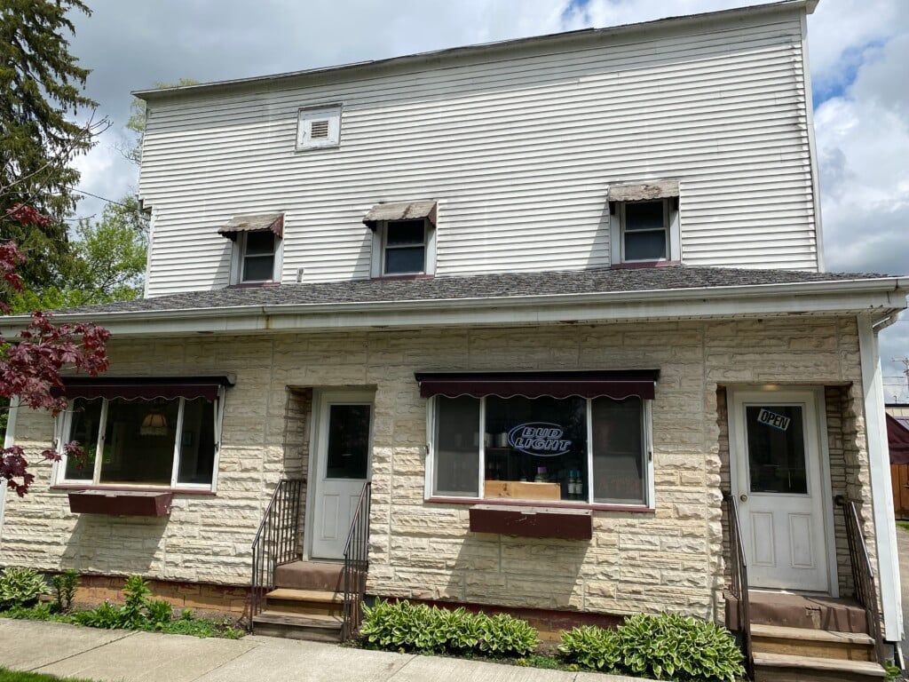 6 Main St, Belfast, NY 14711