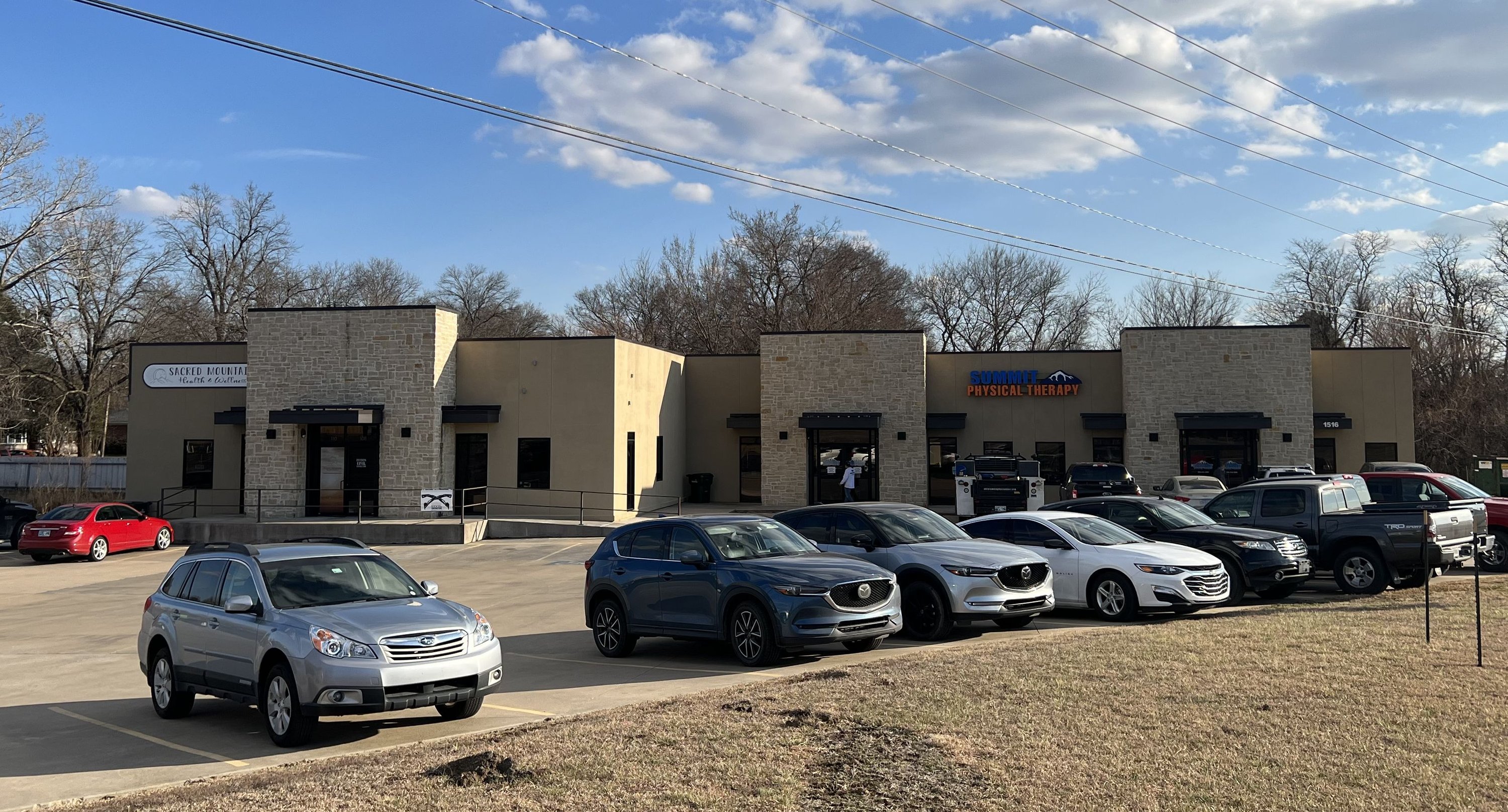 1516 N Lynn Riggs Blvd, Claremore, OK 74017