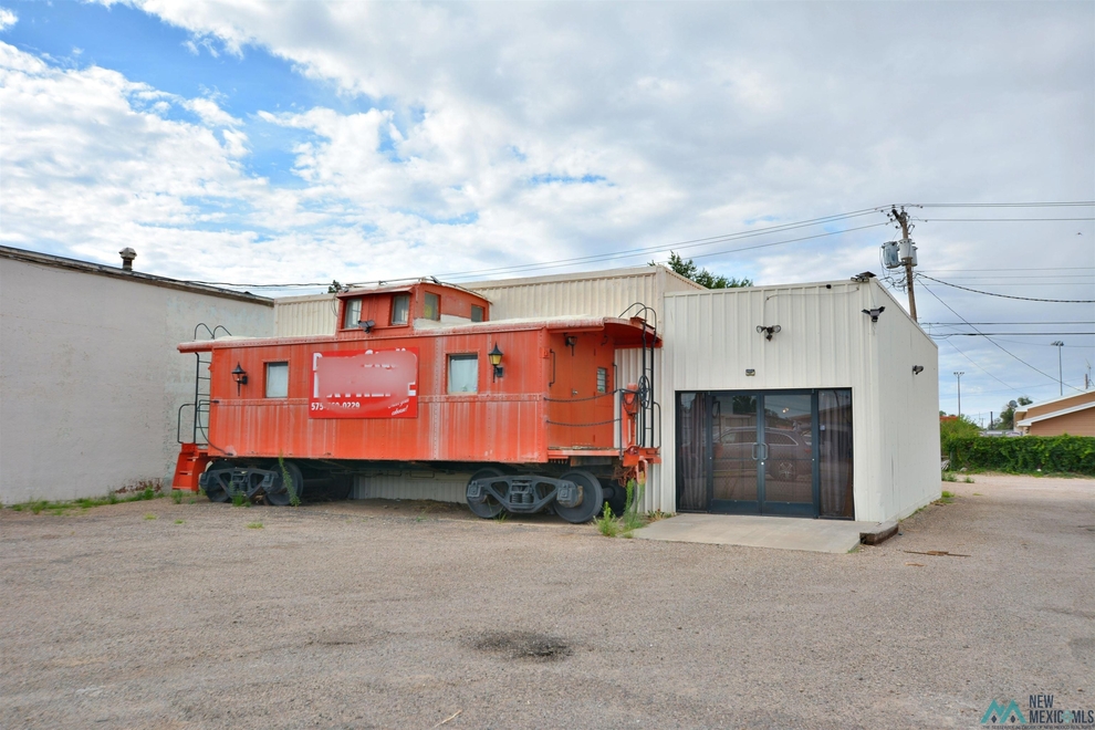 604 E 2Nd St, Portales, NM 88130