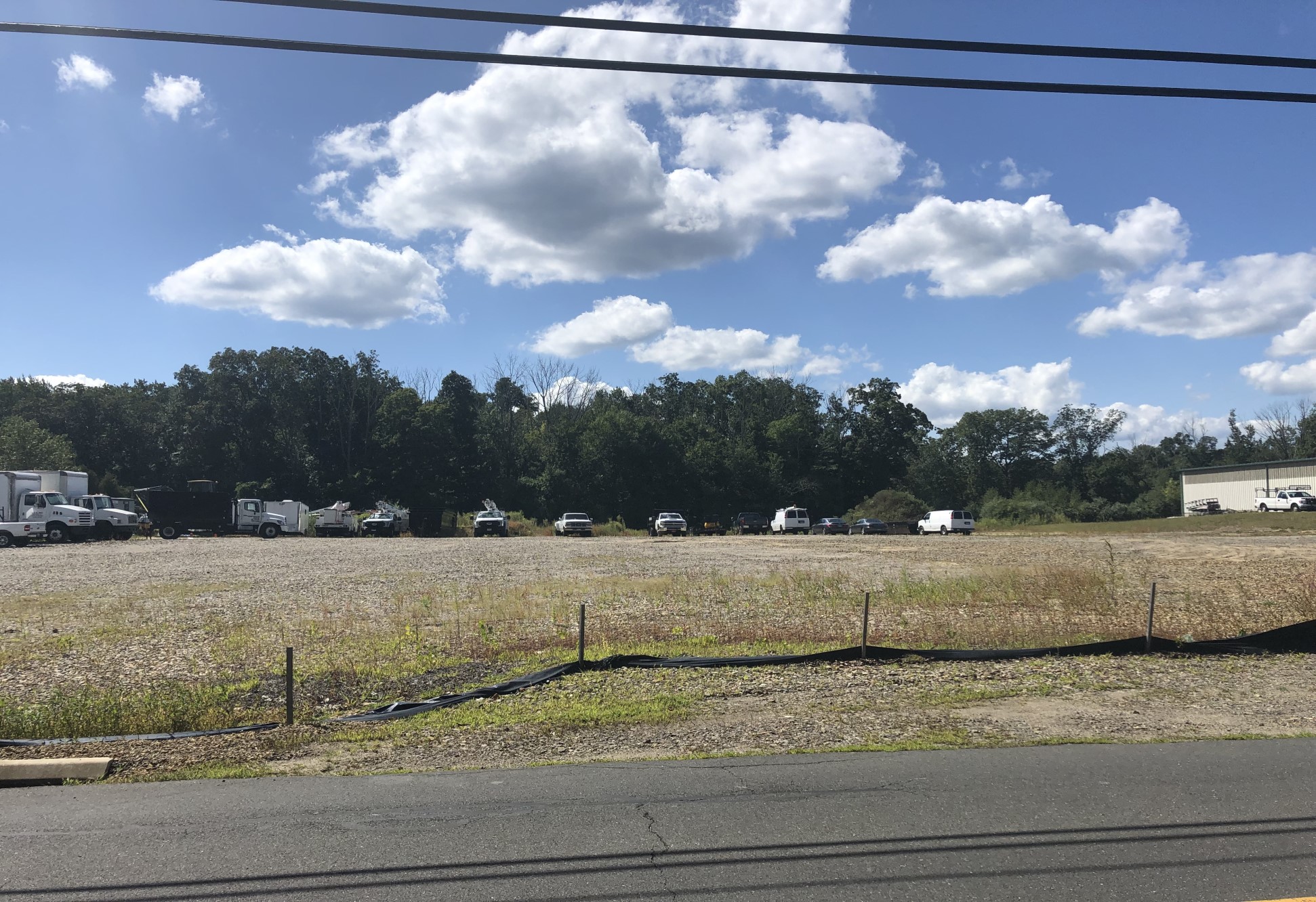 317 Riggs St, Oxford, CT 06478