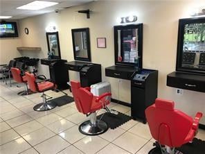 2580 19th St, Fort Lauderdale, FL 33311-3429