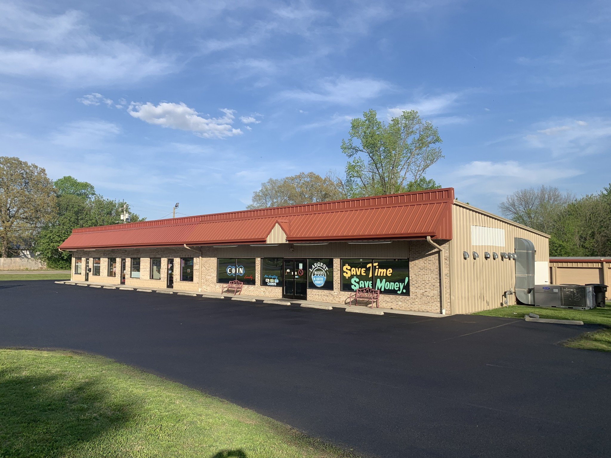411 W Carroll St, Tullahoma, TN 37388