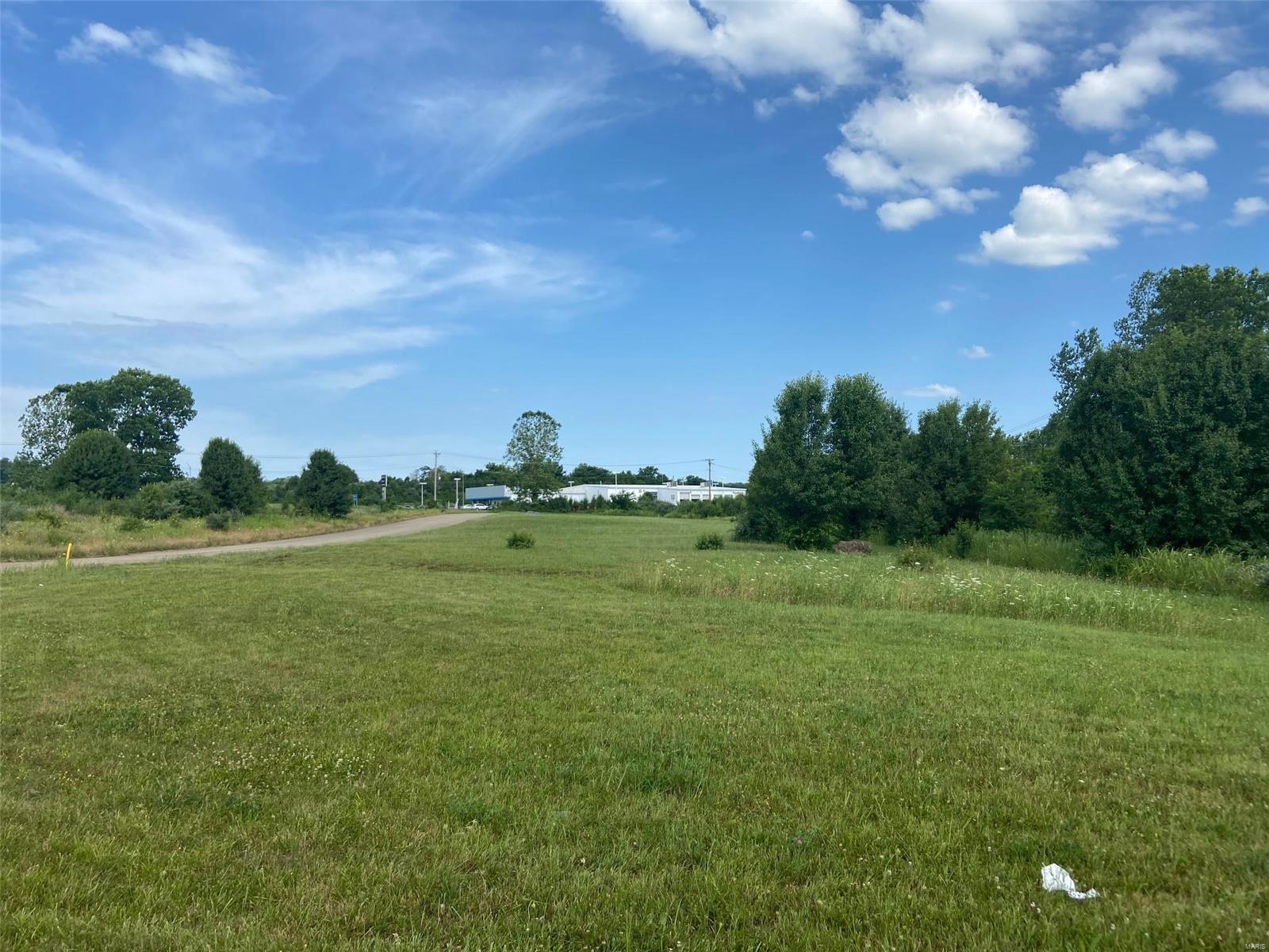Sunset Dr, Farmington, MO 63640