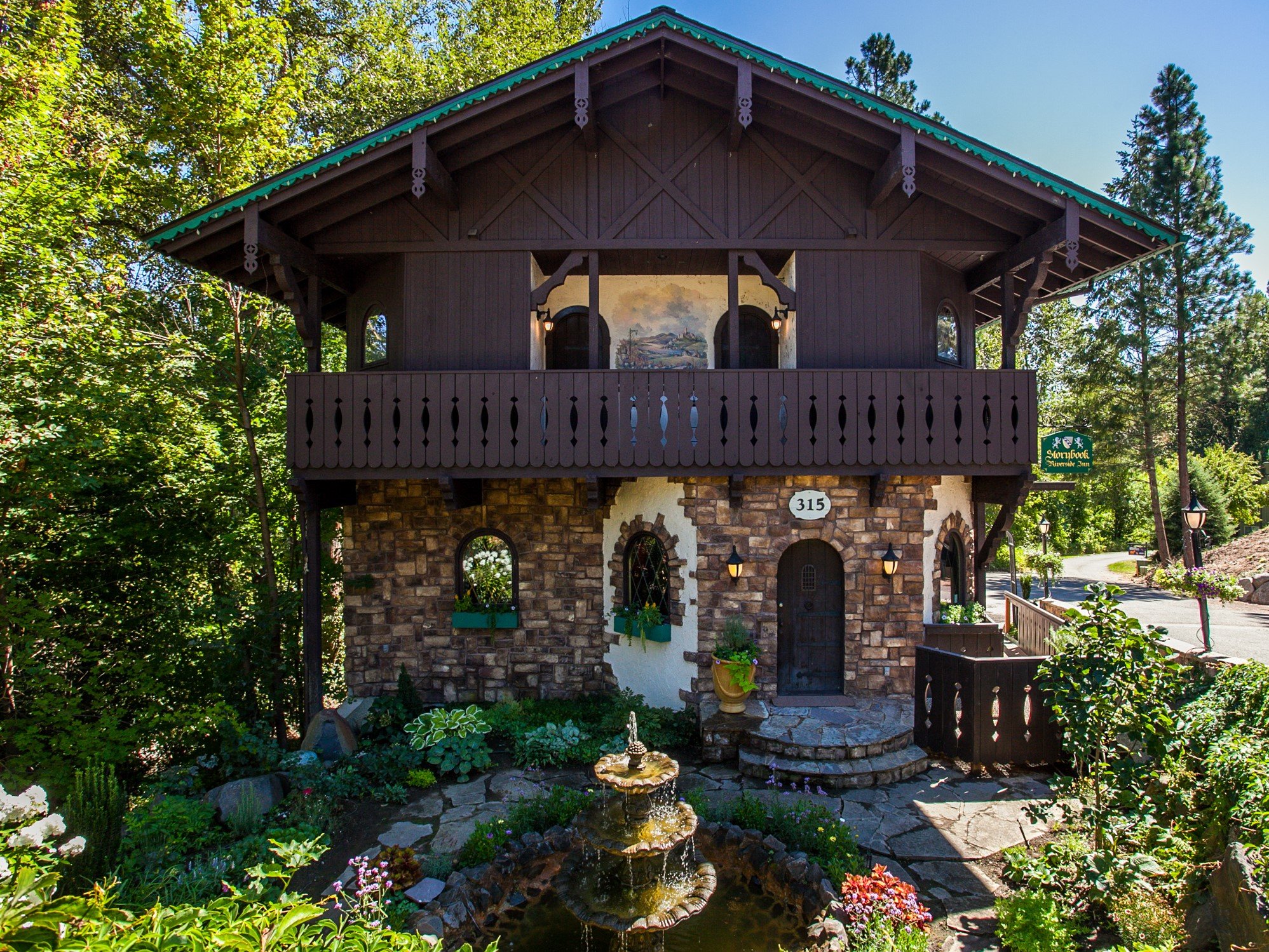 315 Commercial St, Leavenworth, WA 98826