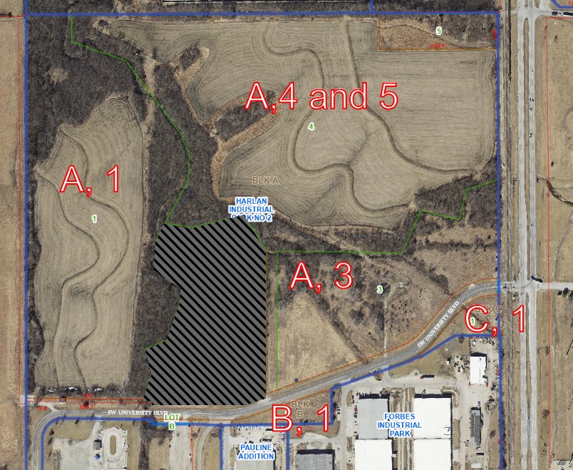 402 SW University Blvd, Topeka, KS 66619