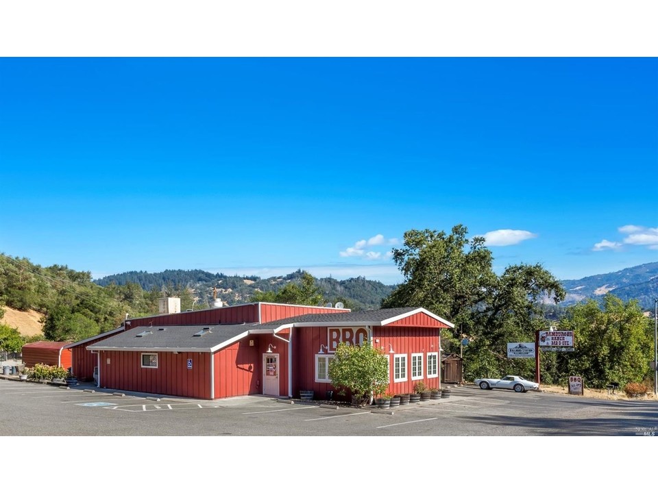 31195 N Redwood Hwy, Cloverdale, CA 95425