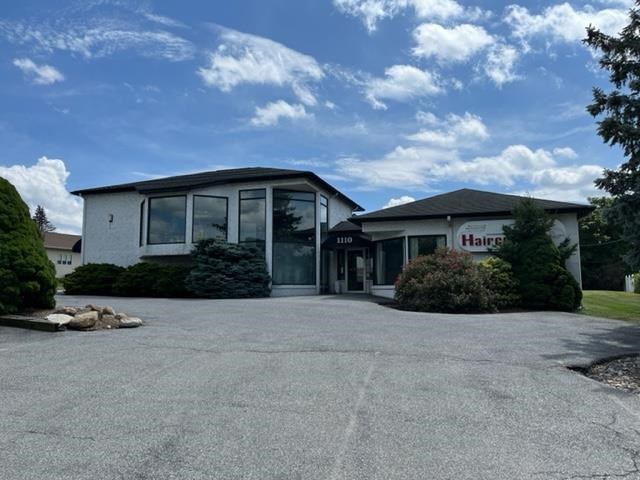 1110 Schadt Ave, Whitehall, PA 18052