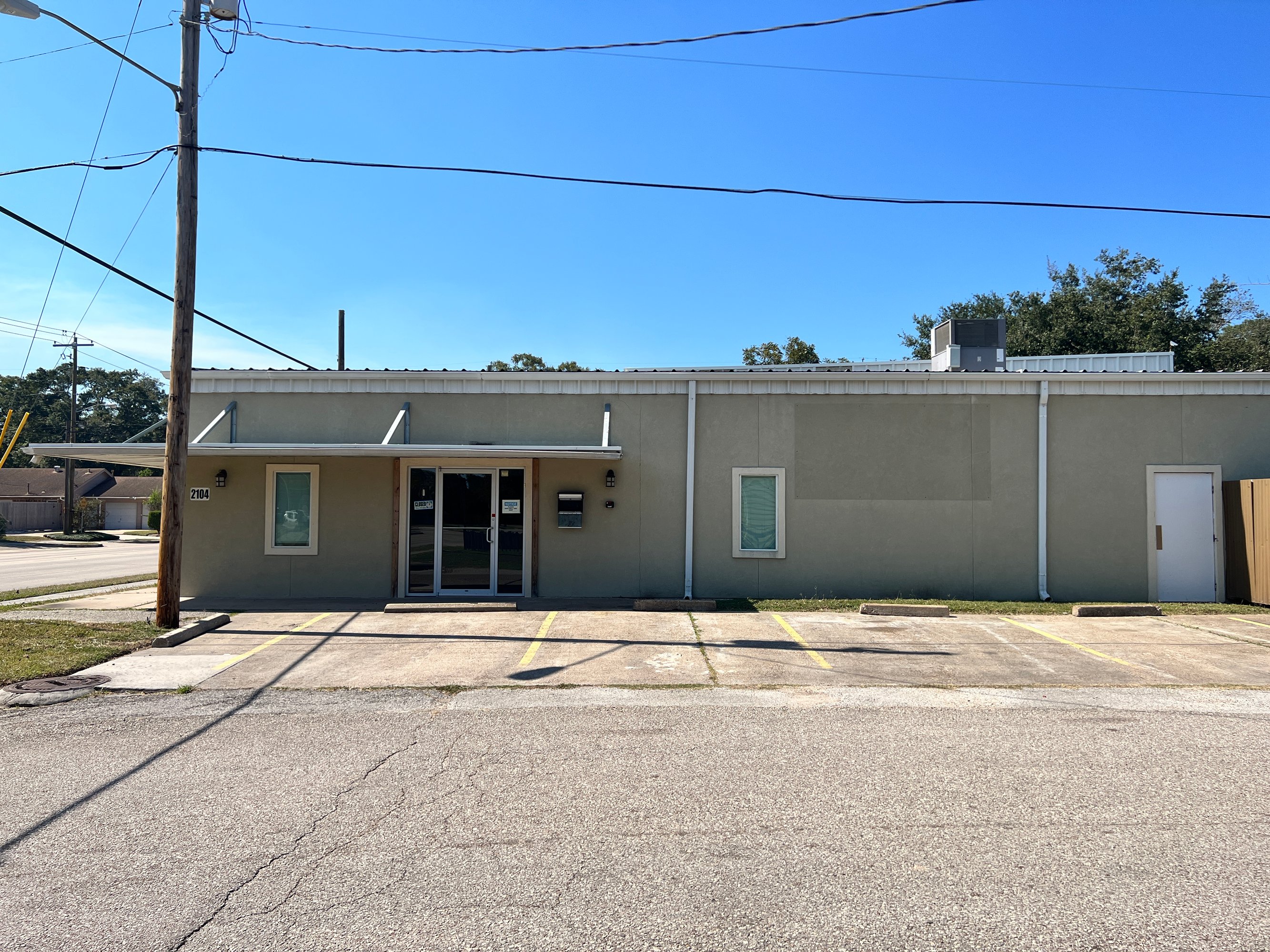 2104 Cedar Dr, La Marque, TX 77568
