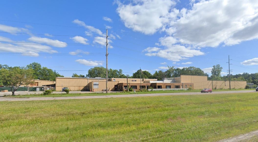 1704 E Highland Rd, Highland, MI 48356