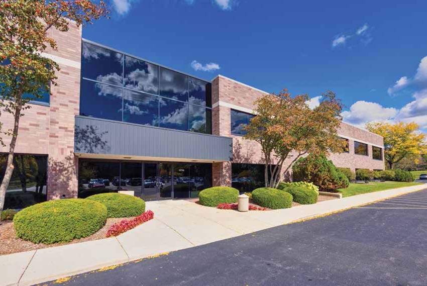 1770 Park St, Naperville, IL 60563