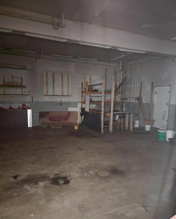 4700 Pleasant Grove Rd, Lansing, MI 48910