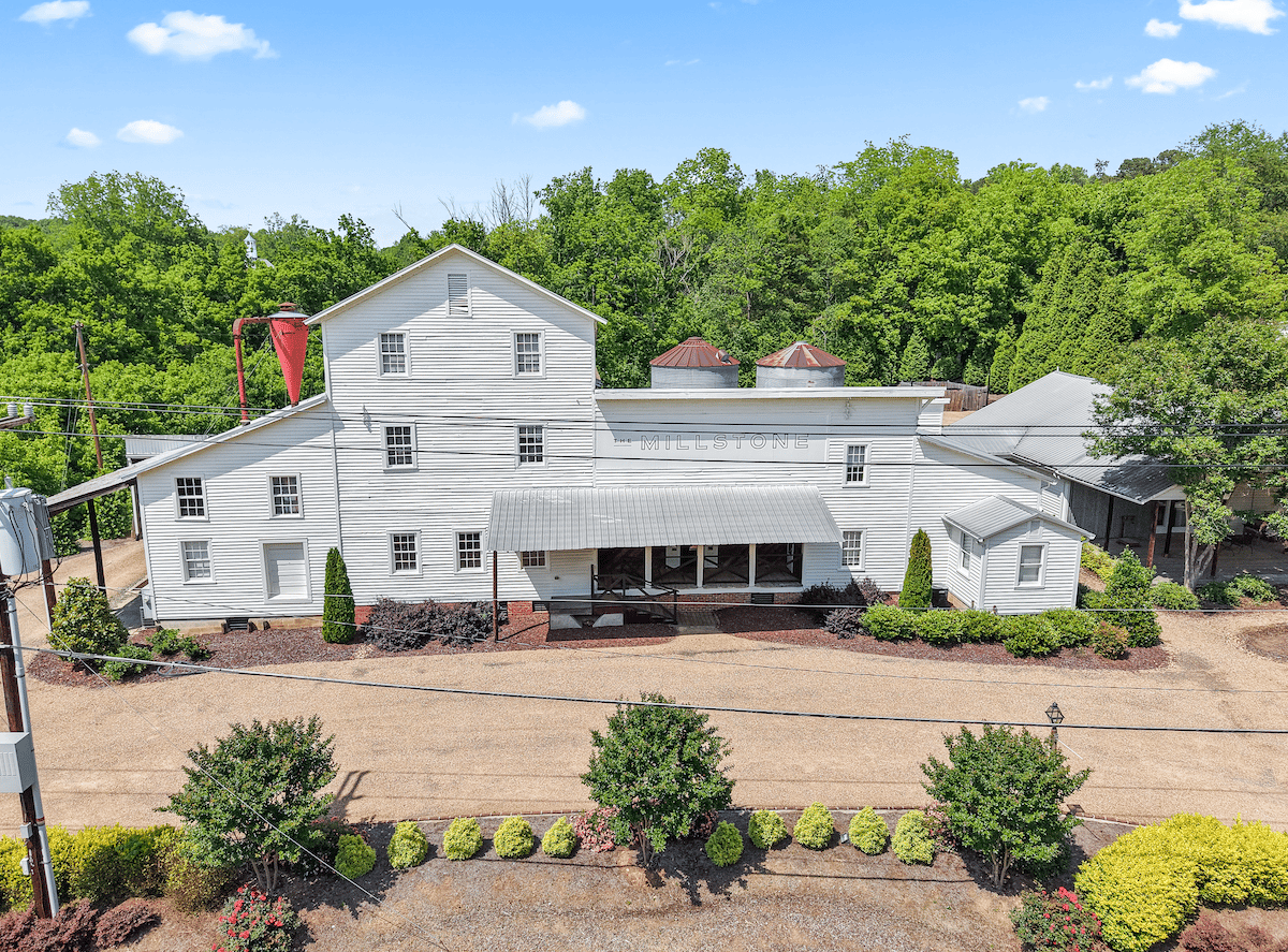 5455 Bethania Rd, Winston-Salem, NC 27106