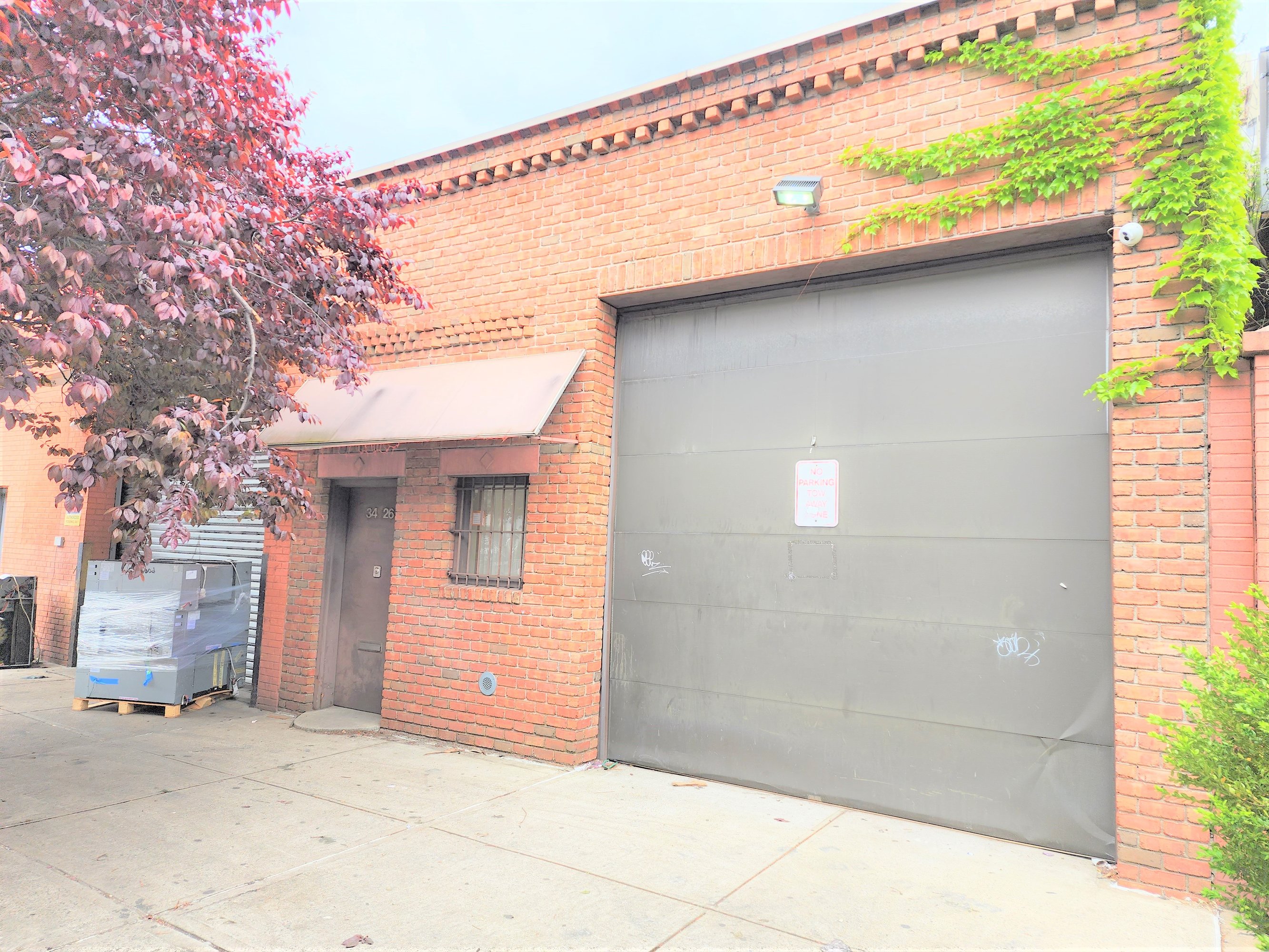 34-26 31St St, Queens, NY 11106