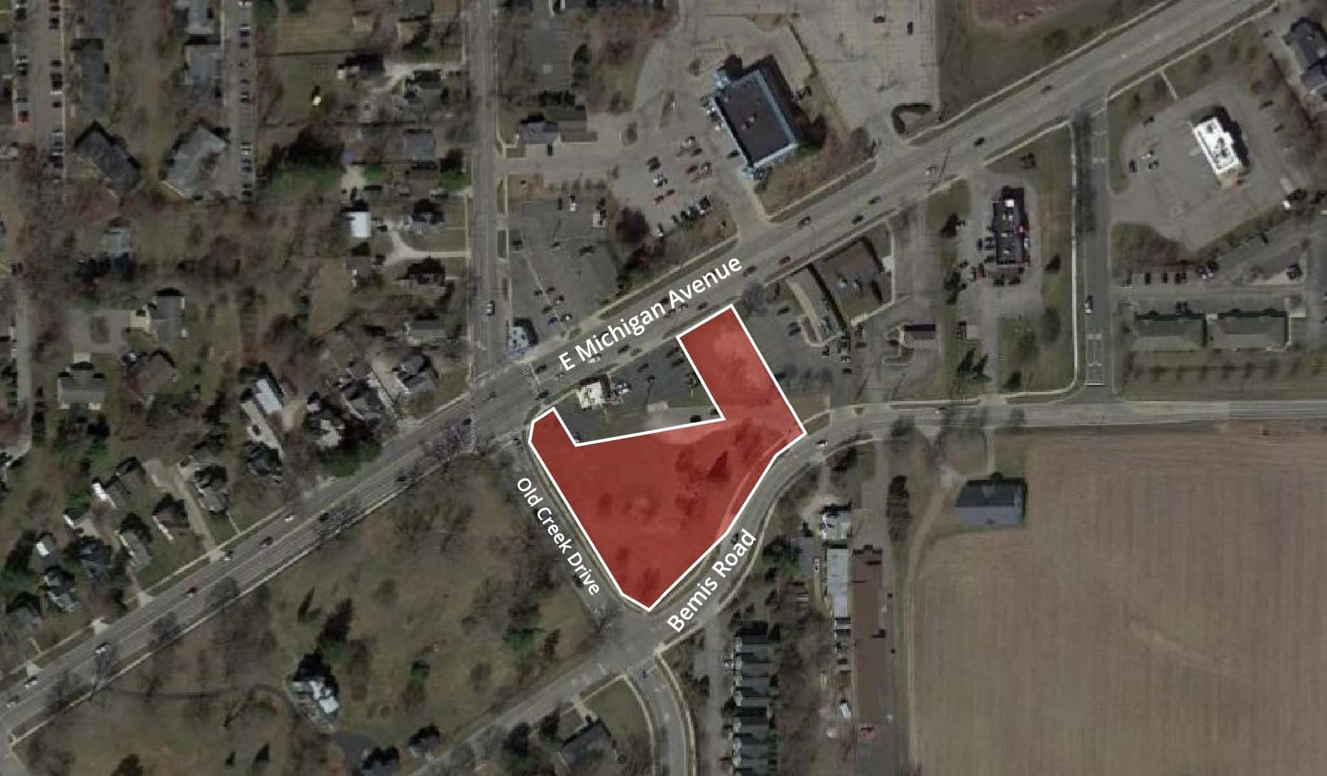 422 E Michigan Ave, Saline, MI 48176