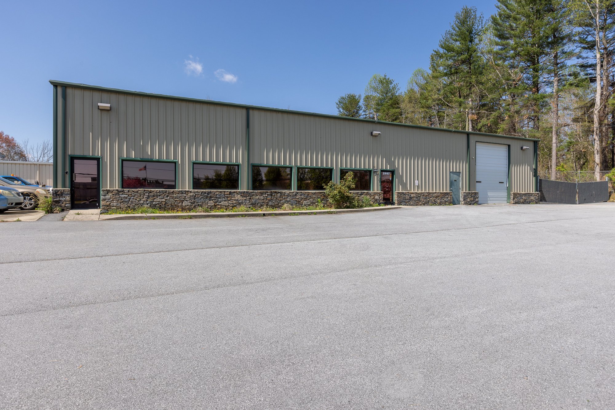2997 Spartanburg Hwy, East Flat Rock, NC 28726
