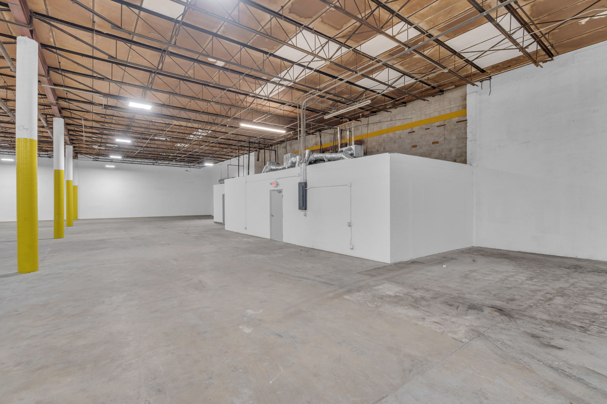 3283652