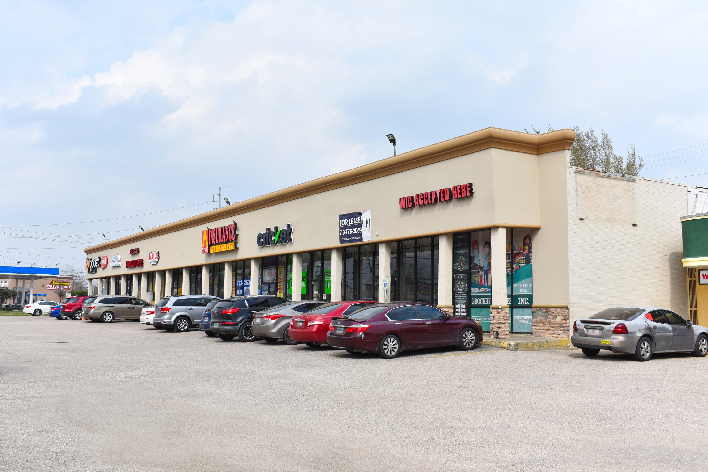 5700 Antoine Dr, Houston, TX 77091