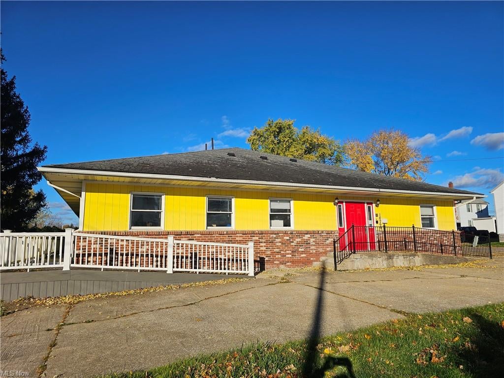 14966 Thompson Ave, Middlefield, OH 44062