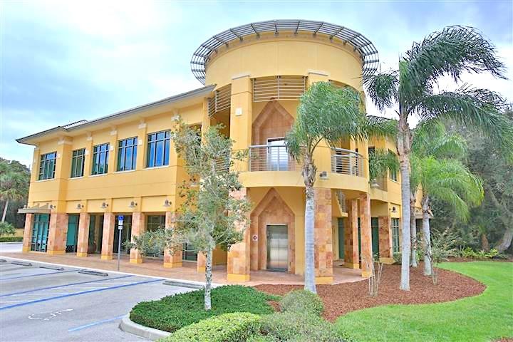 6 Meridian Home Ln, Palm Coast, FL 32137
