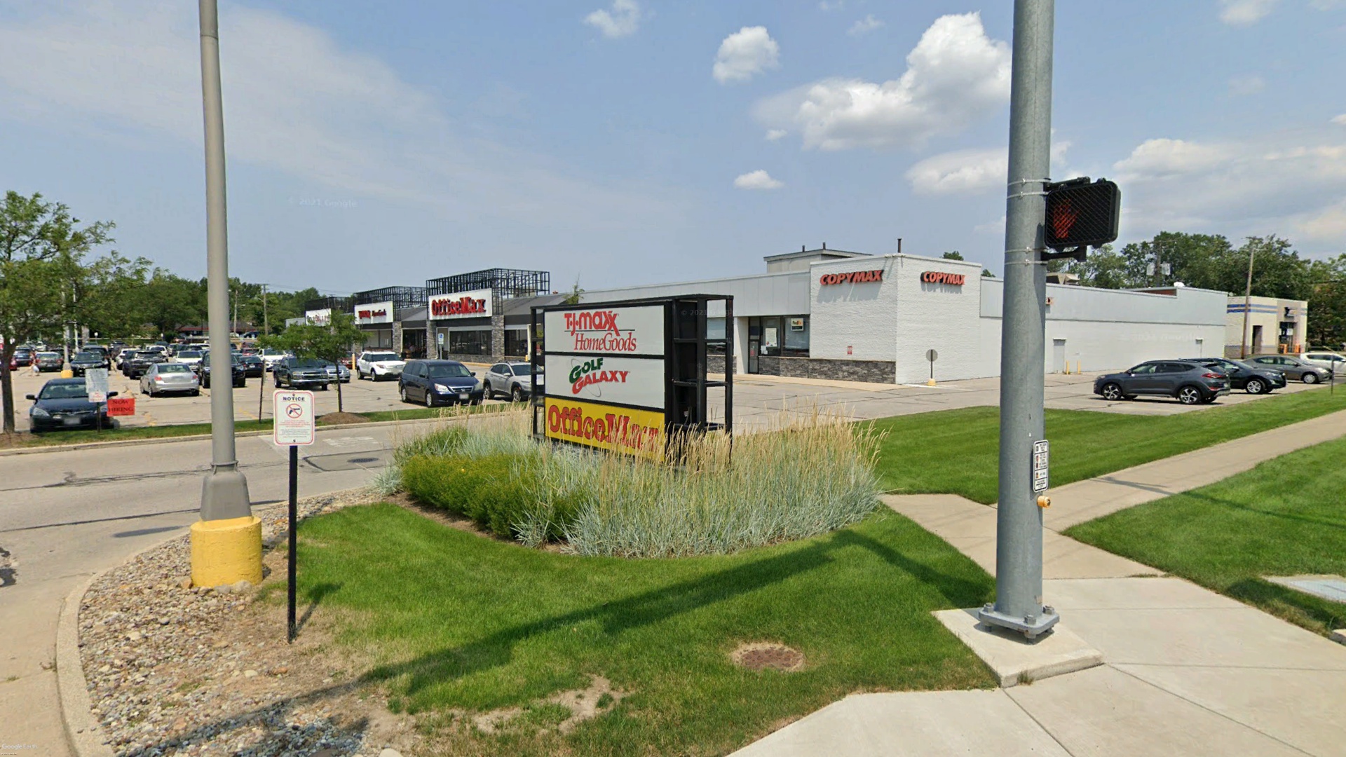 26035 Lorain Rd, North Olmsted, OH 44070