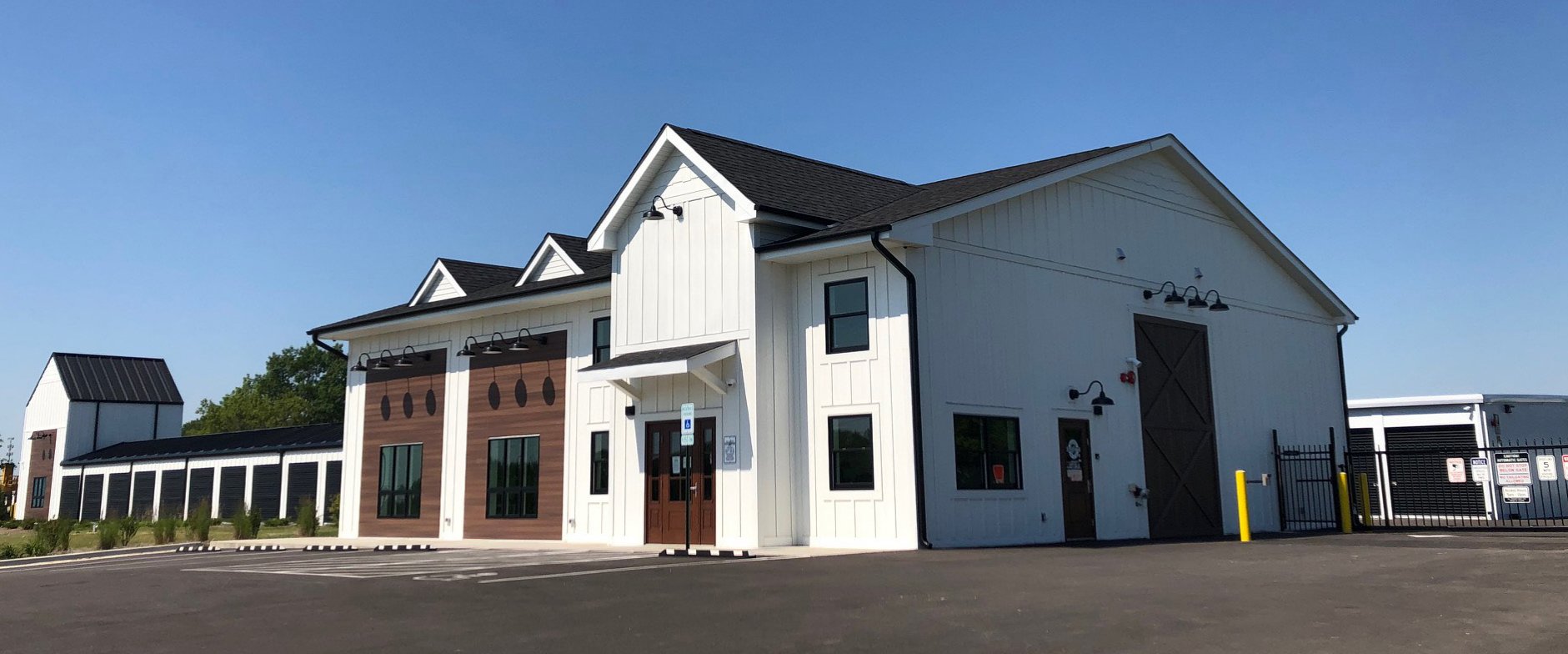 32550 N Us Highway 12, Volo, IL 60041