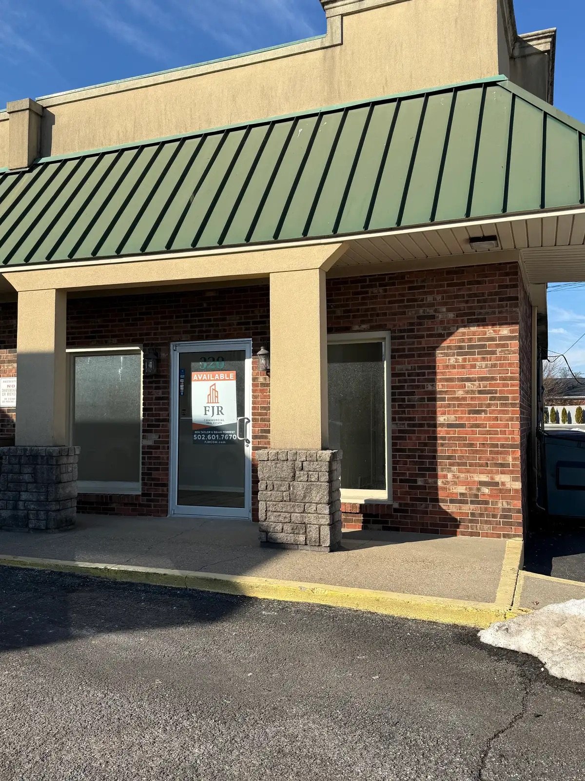 3417 Grant Line Rd, New Albany, IN 47150