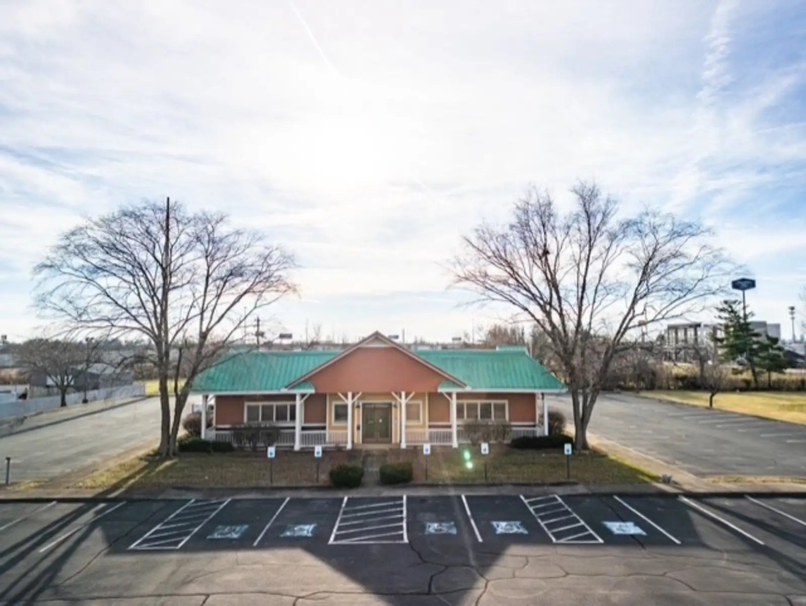 1420 Park Pl, Clarksville, IN 47129