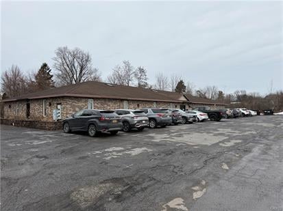 636 Old Liverpool Rd, Salina, NY 13088