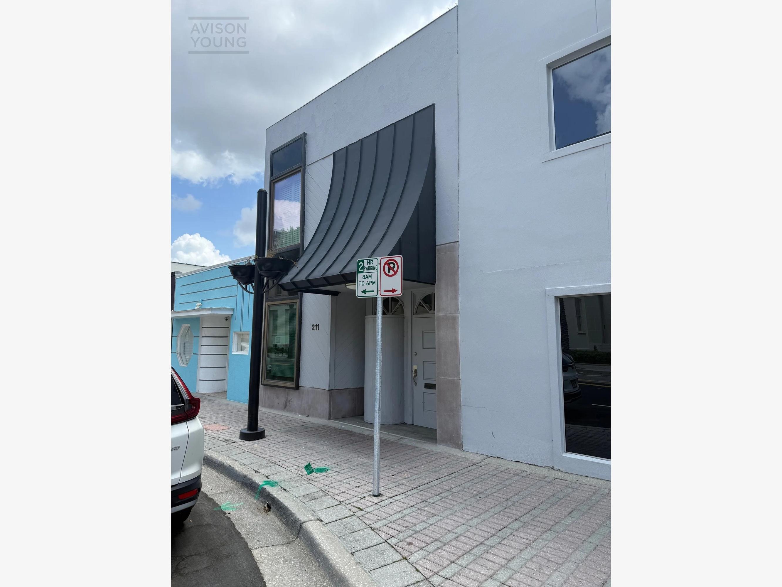 211 N Magnolia Ave, Orlando, FL 32801