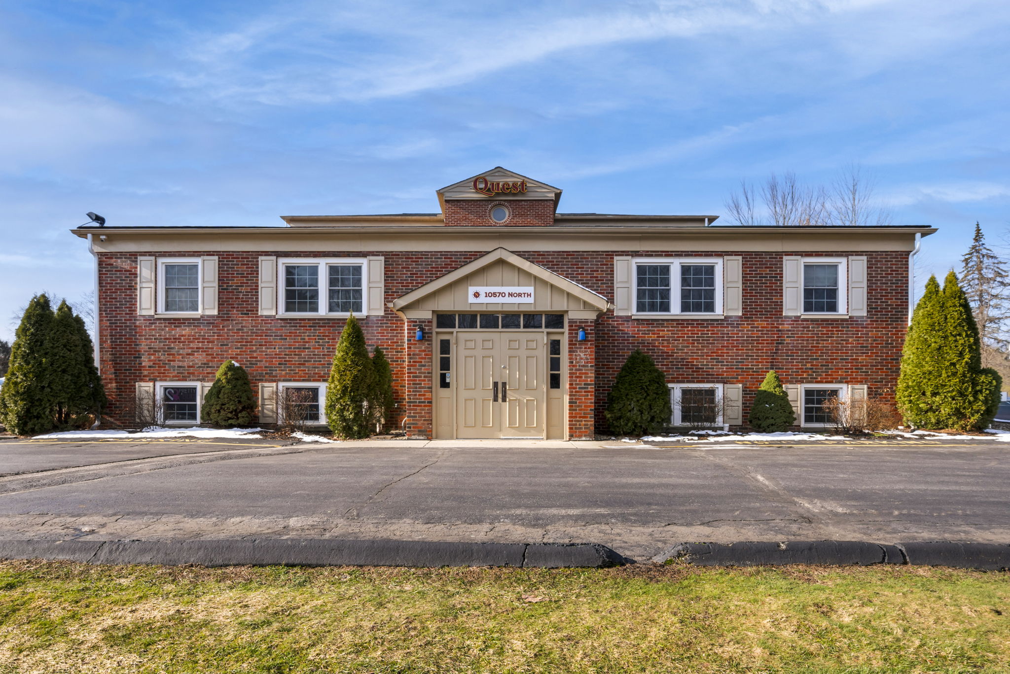 10570 Ravenna Rd, Twinsburg, OH 44087