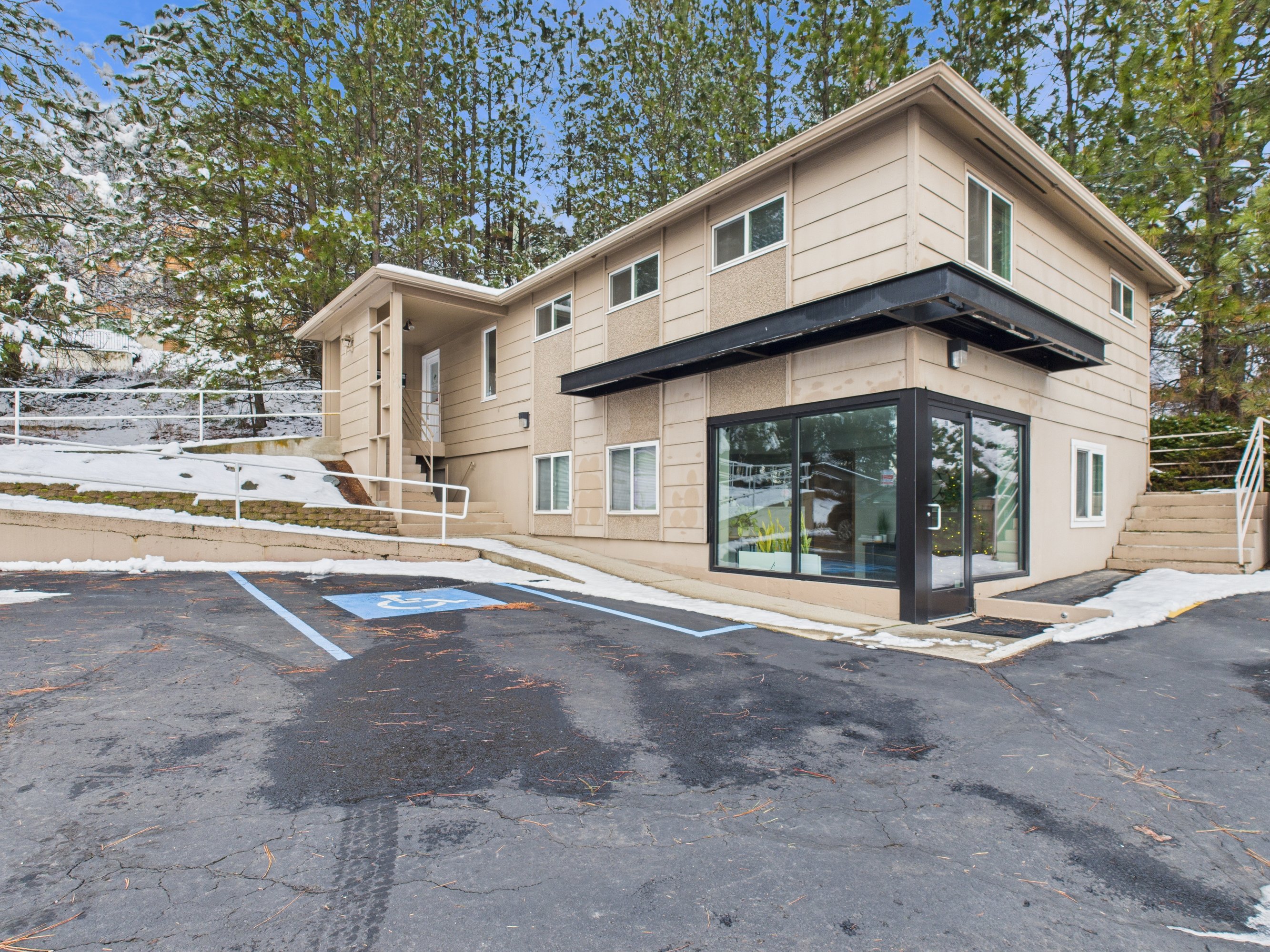 6701 N Country Homes Blvd, Spokane, WA 99208
