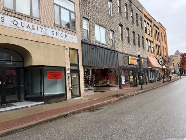 245 Chestnut St, Meadville, PA 16335