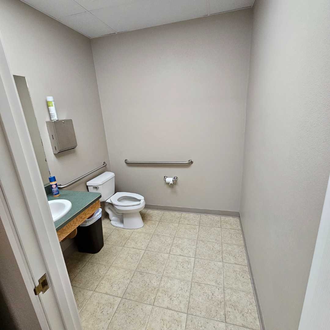 3348772