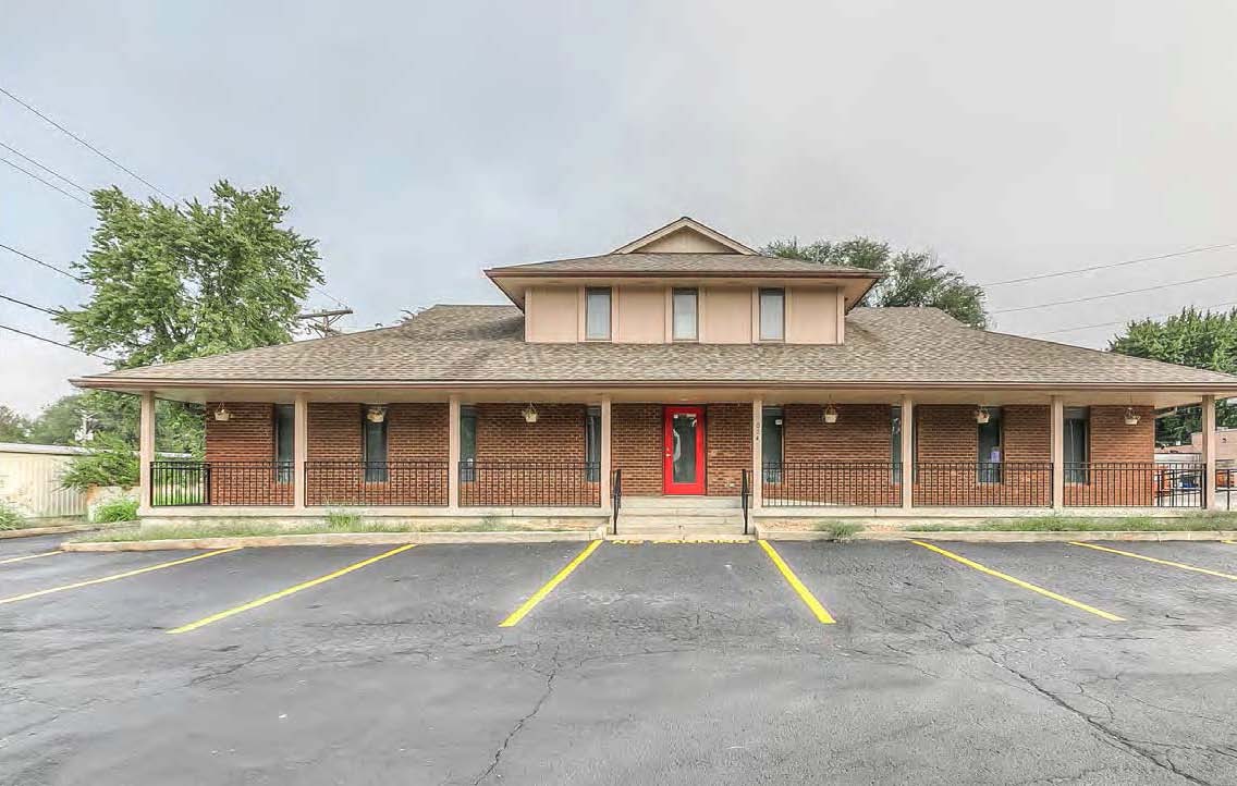 4 W Monroe St, Buckner, MO 64016