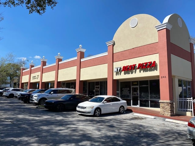 241 S Westmonte Dr, Altamonte Springs, FL 32714
