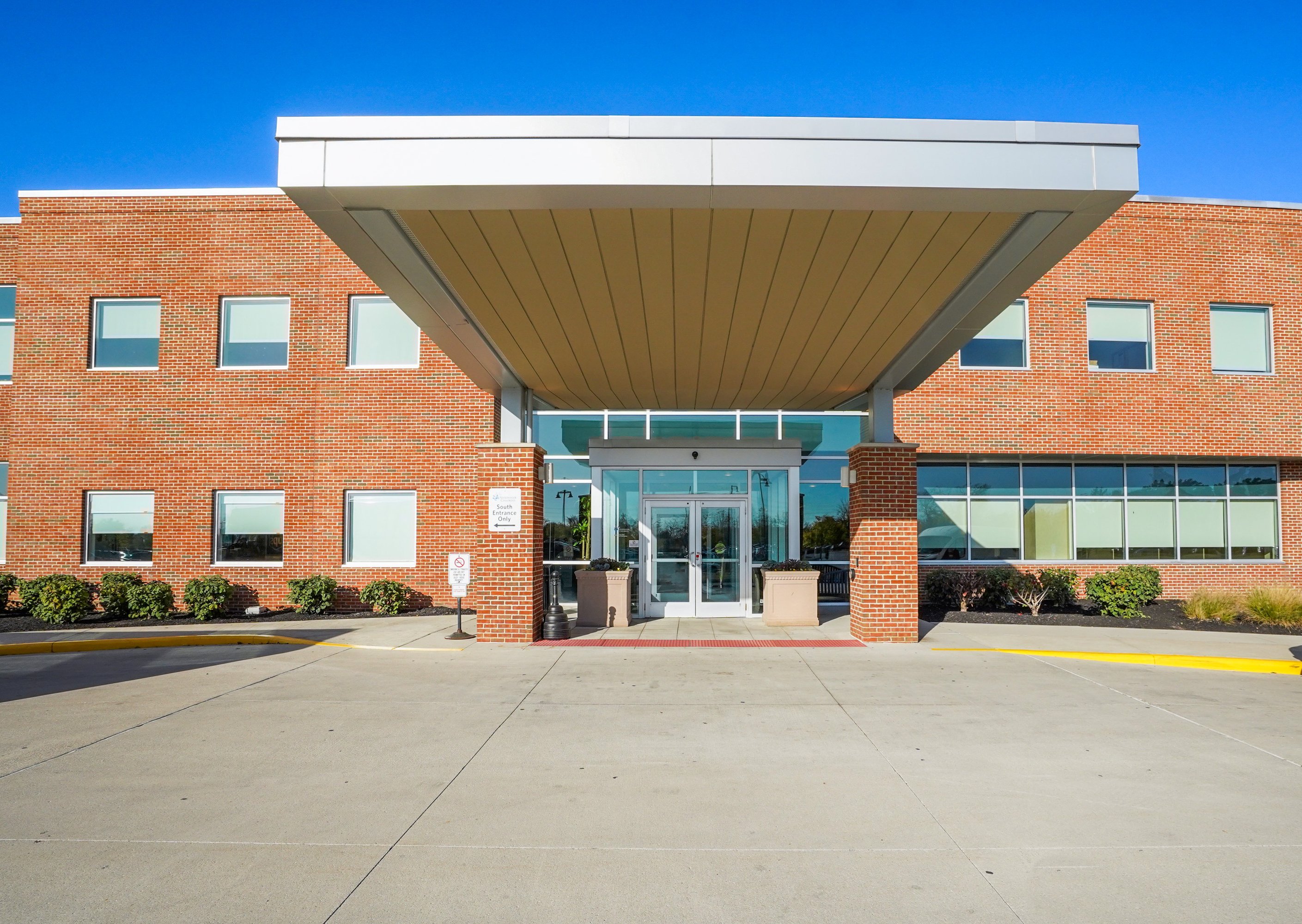 7901 Diley Rd, Canal Winchester, OH 43110
