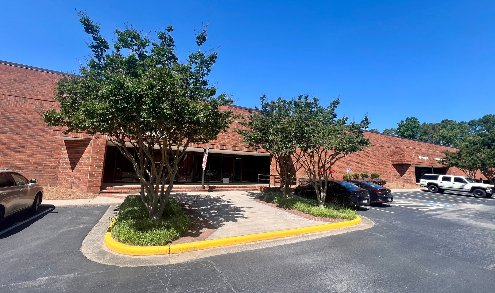 4487 Park Dr, Norcross, GA 30093