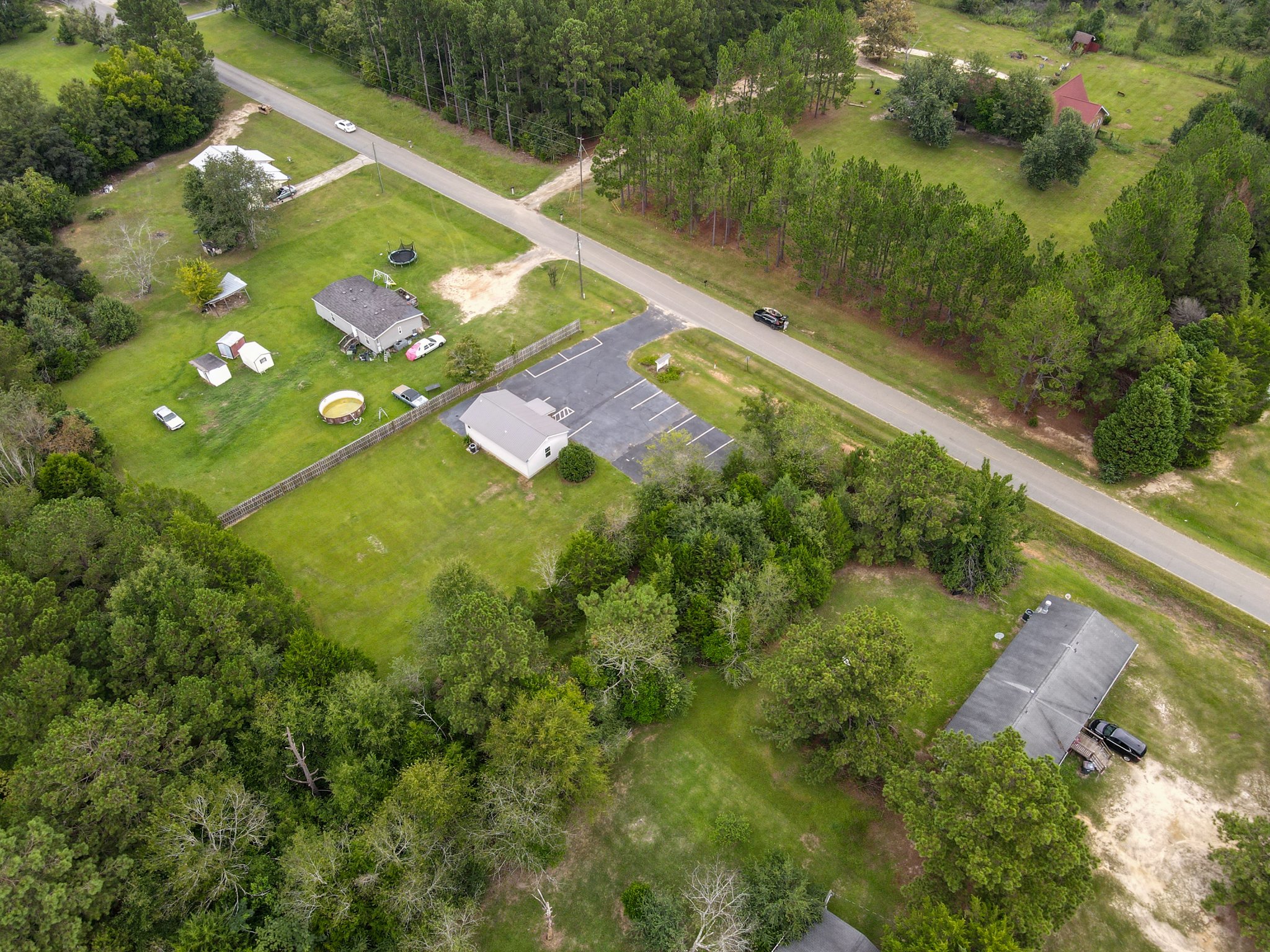 131 Lakeview Church Rd, Cochran, GA 31014