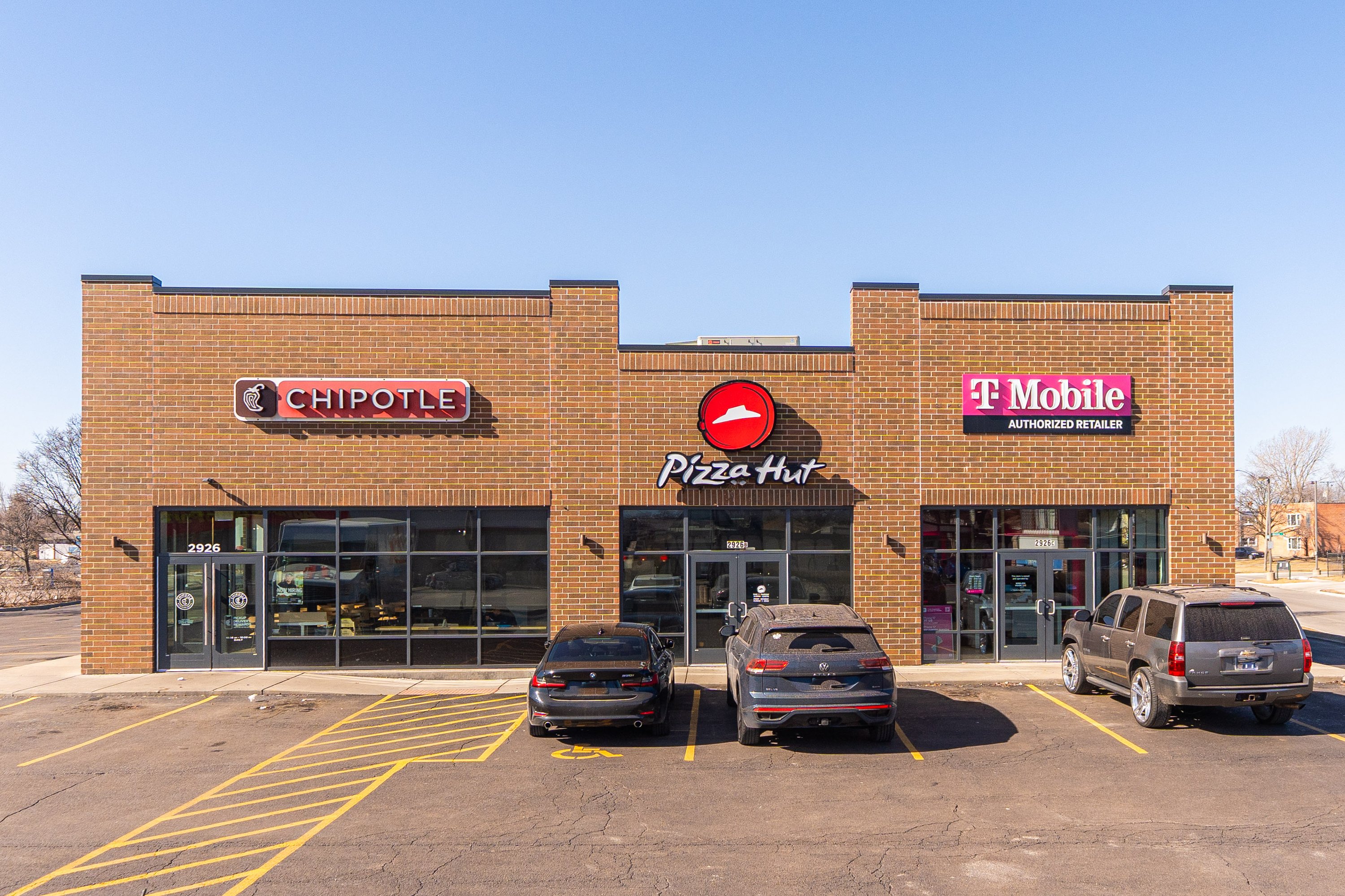 2926 Mannheim Rd, Franklin Park, IL 60131