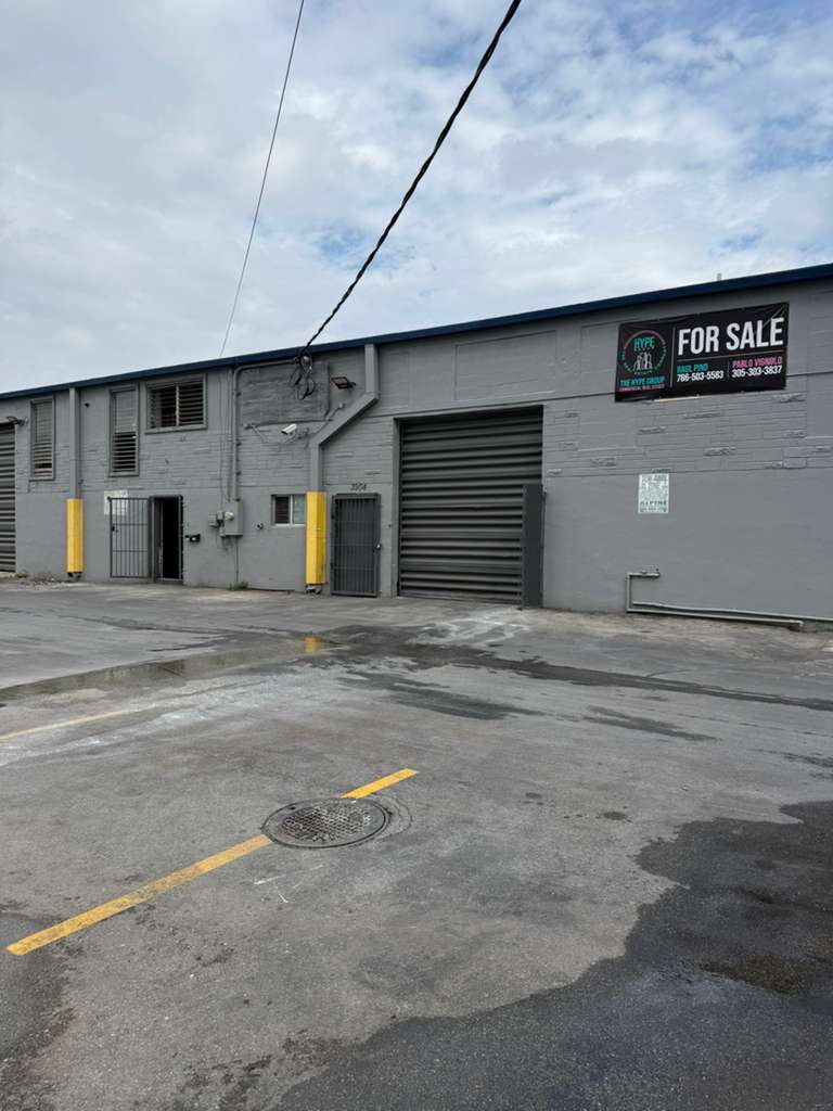 3904 NW 32Nd Ave, Miami, FL 33142