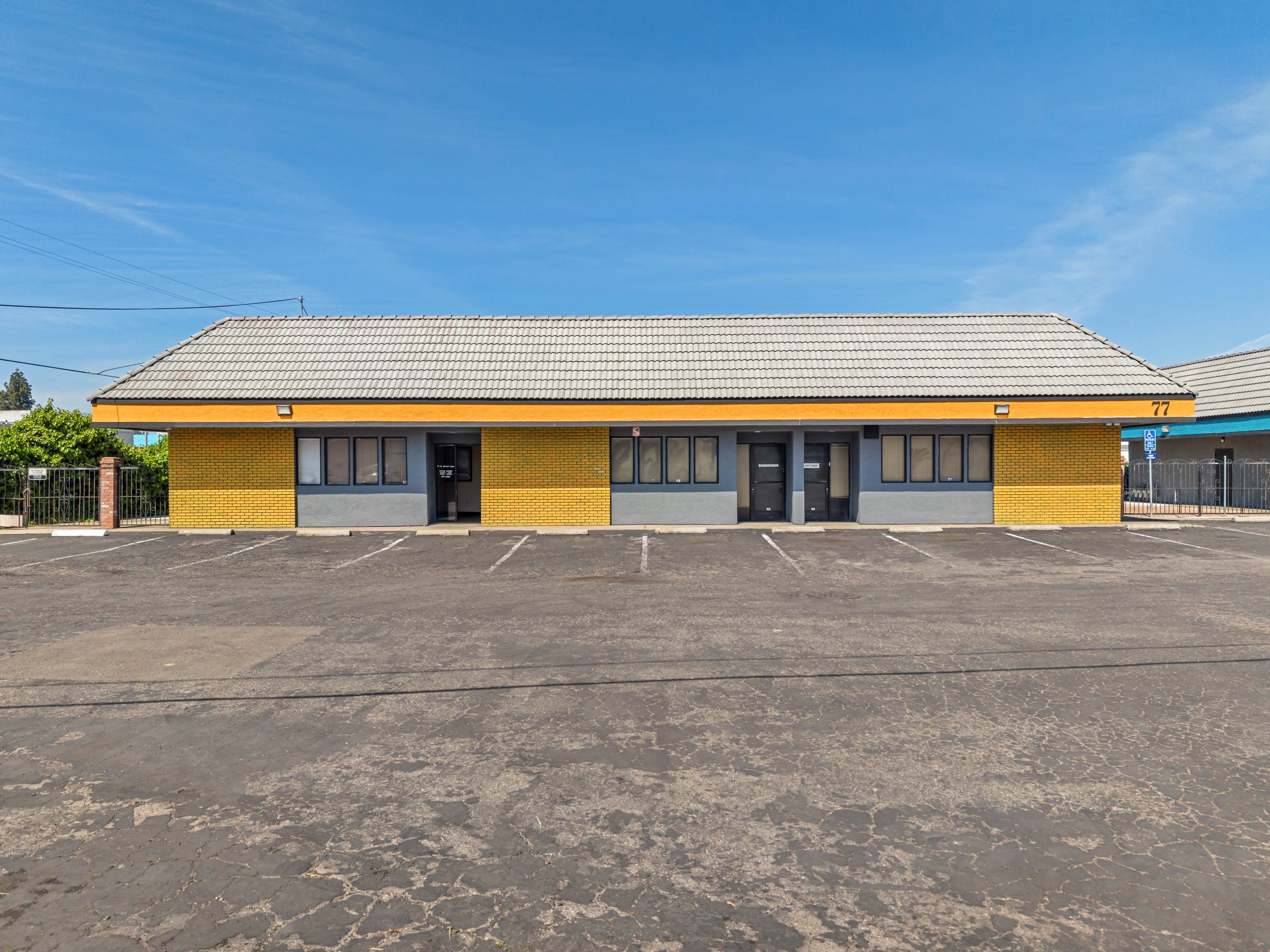 77 W March Ln, Stockton, CA 95207